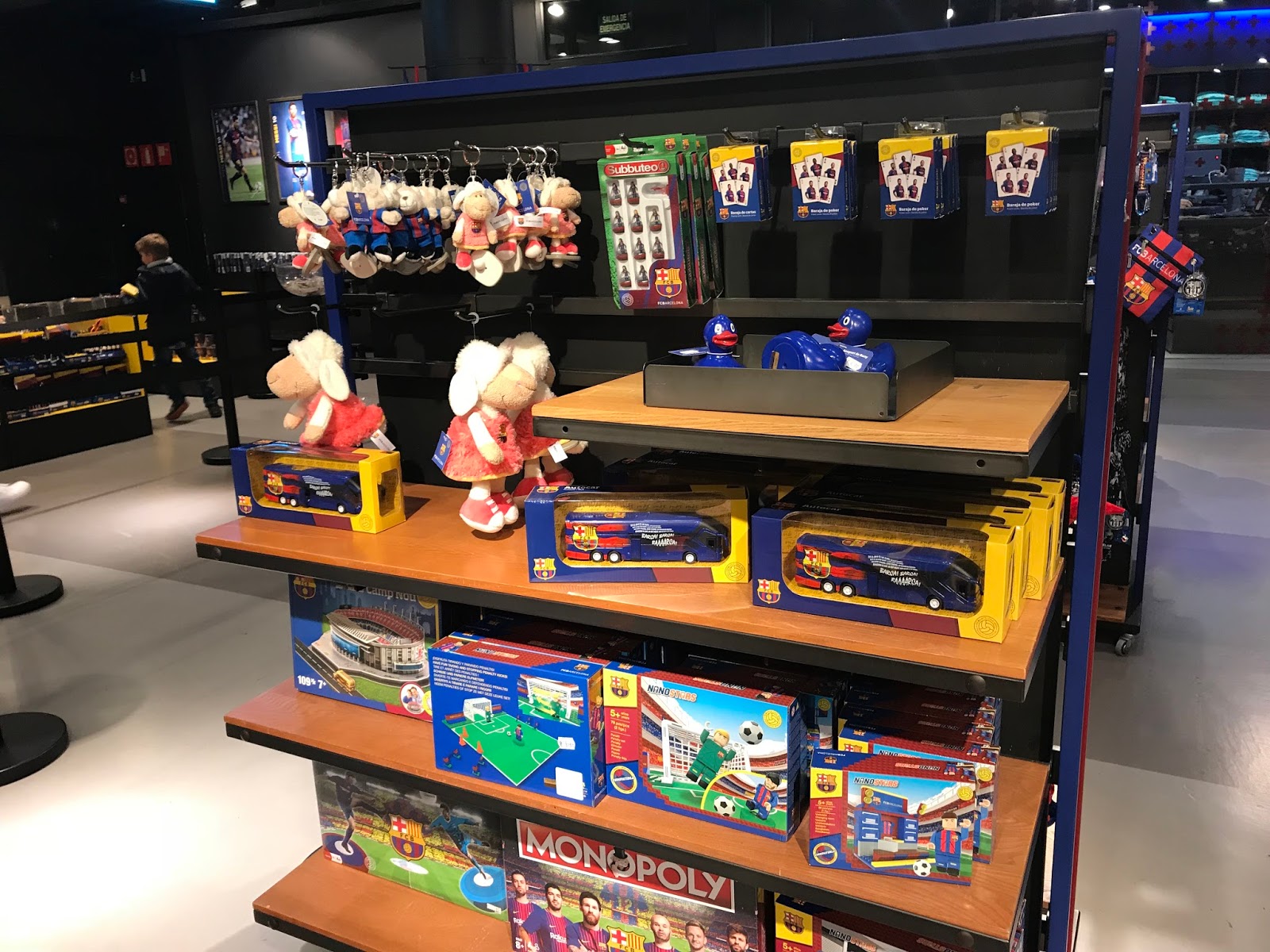 巴賽紀念玩具